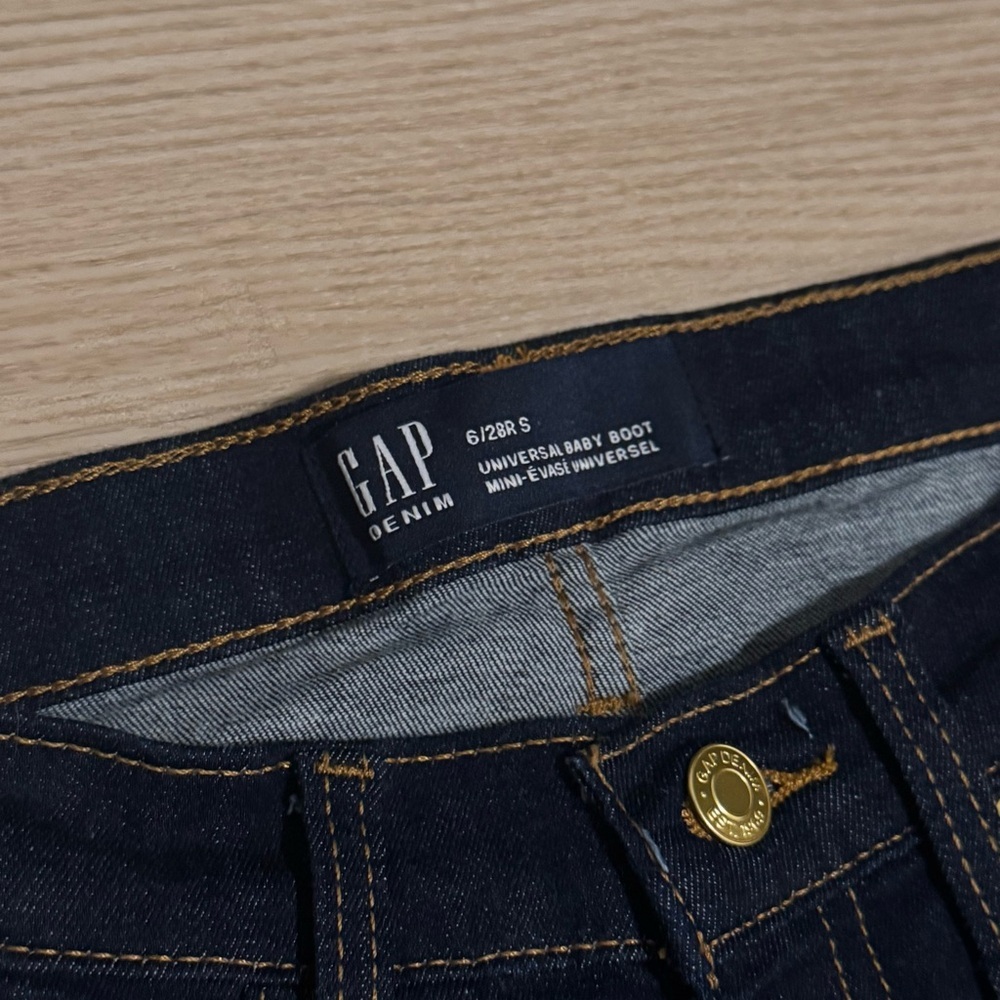 Gap Mid Rise Universal Baby Boot Cut Jeans Dark Wash 6/28 - Picture 5 of 8